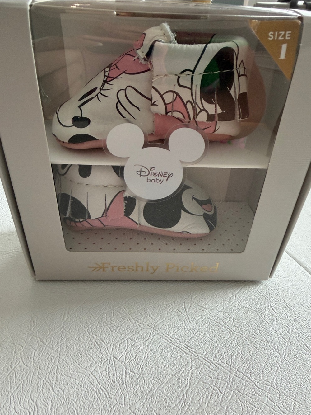 NWT Freshly Picked Pink and White Minnie Mouse Baby Booties